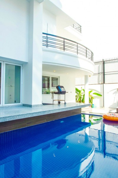 <끝판왕> 호치민 6룸 풀빌라